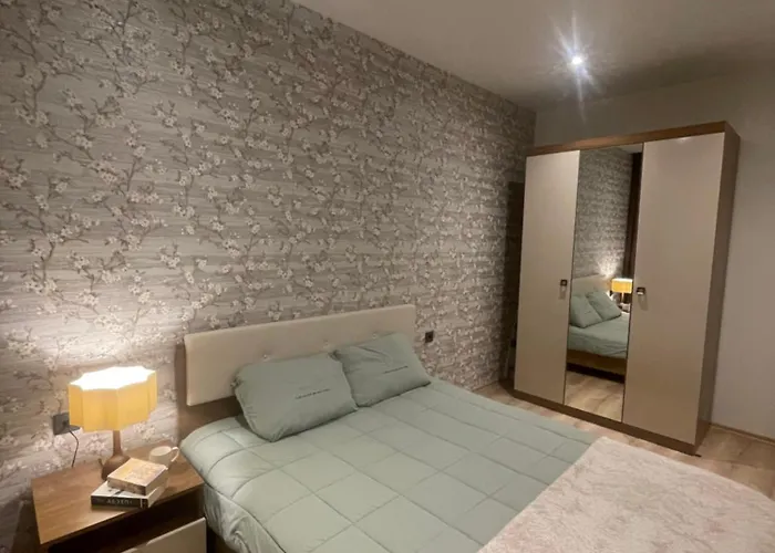 아파트 Sol Garden F16 *